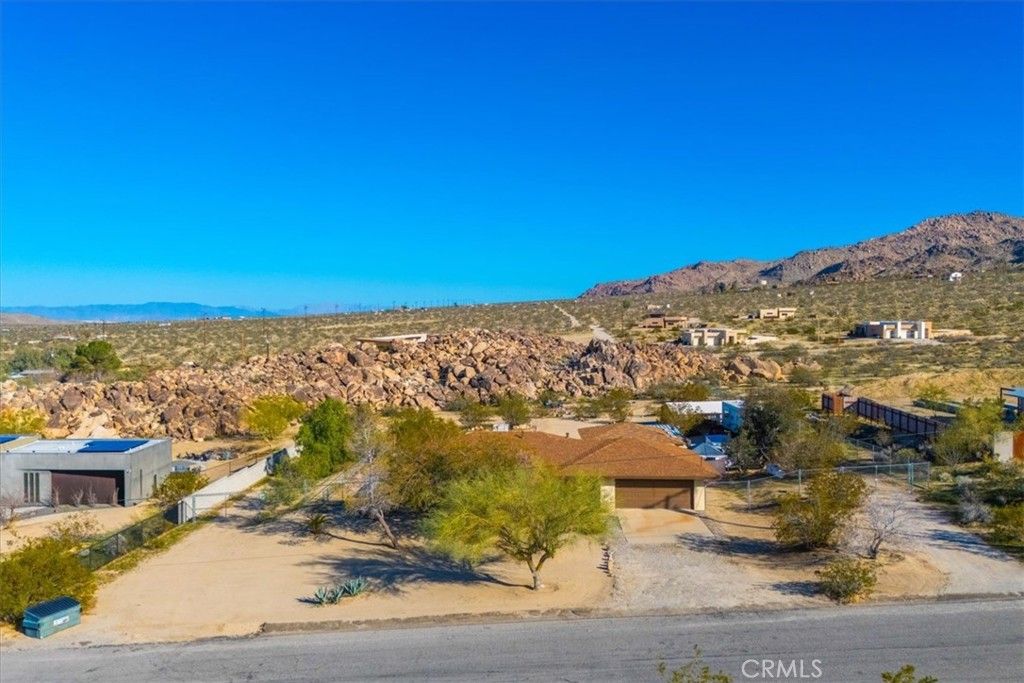 Image 1 of property listing at 6875 Mount Shasta Avenue, Joshua Tree, CA 92252
