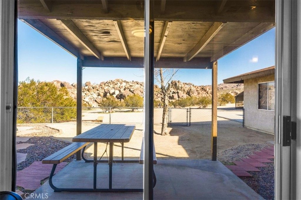Image 15 of property listing at 6875 Mount Shasta Avenue, Joshua Tree, CA 92252