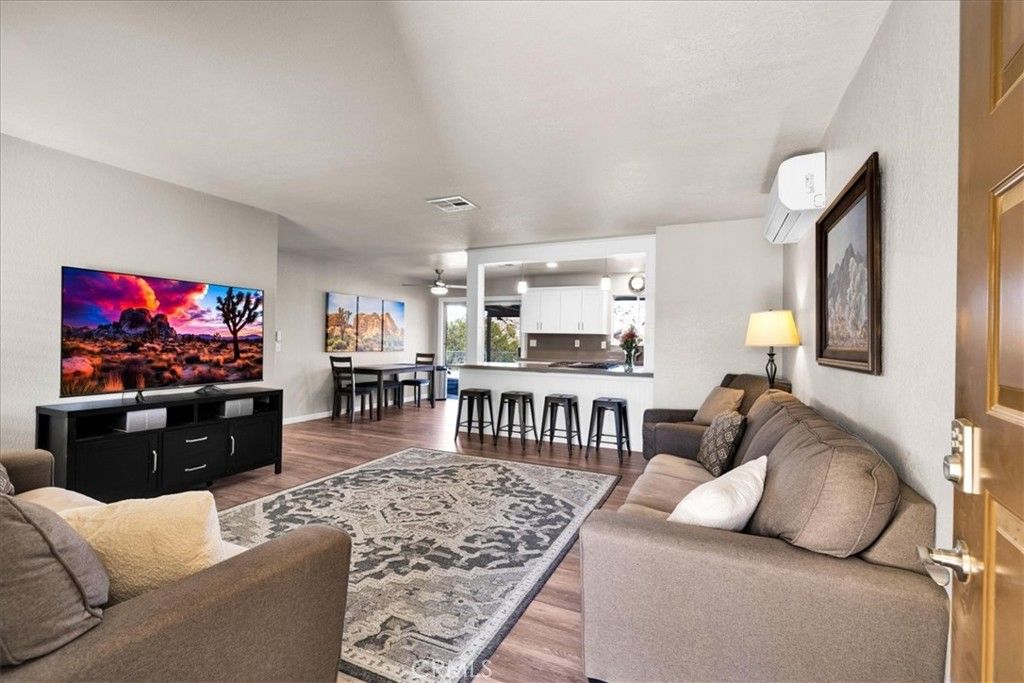 Image 3 of property listing at 6875 Mount Shasta Avenue, Joshua Tree, CA 92252