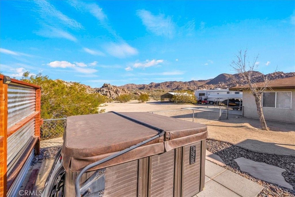 Image 36 of property listing at 6875 Mount Shasta Avenue, Joshua Tree, CA 92252