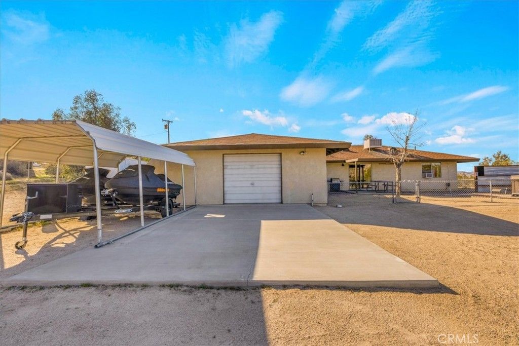 Image 39 of property listing at 6875 Mount Shasta Avenue, Joshua Tree, CA 92252