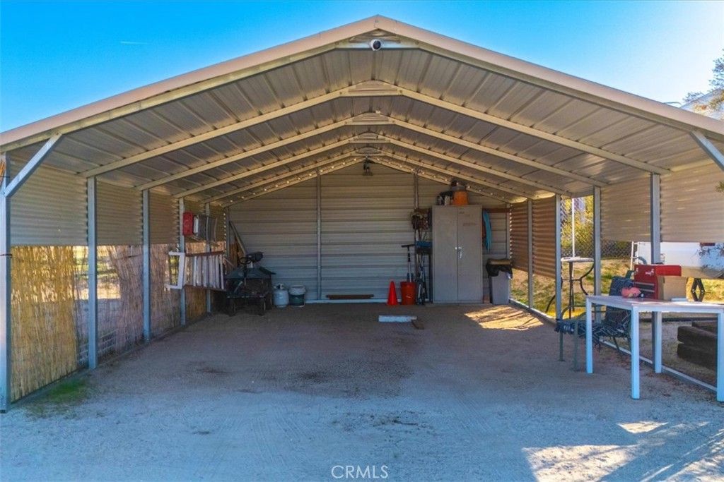 Image 49 of property listing at 6875 Mount Shasta Avenue, Joshua Tree, CA 92252