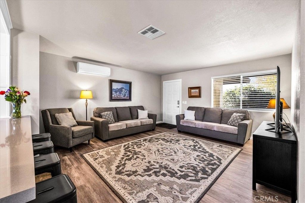 Image 6 of property listing at 6875 Mount Shasta Avenue, Joshua Tree, CA 92252