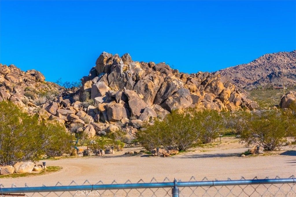 Image 64 of property listing at 6875 Mount Shasta Avenue, Joshua Tree, CA 92252