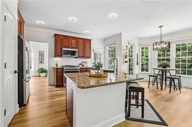 75 Vinings Lake Drive SW, Mableton, GA 30126