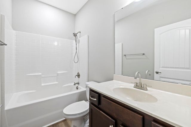 214 Golden Pond Court, Roebuck, SC 29376