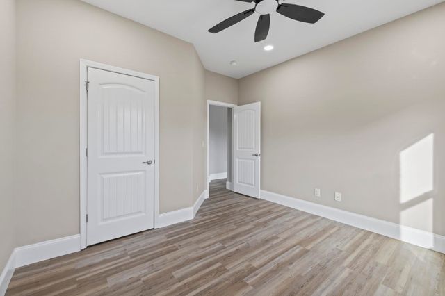 214 Golden Pond Court, Roebuck, SC 29376