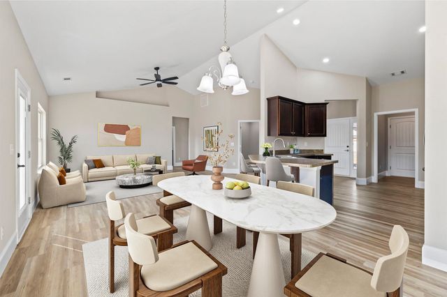 214 Golden Pond Court, Roebuck, SC 29376