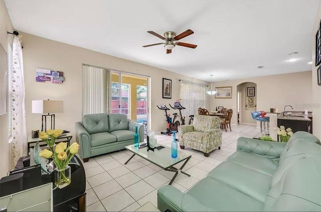 19151 DOVE CREEK DRIVE, Tampa, FL 33647