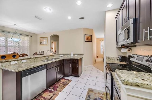 19151 DOVE CREEK DRIVE, Tampa, FL 33647