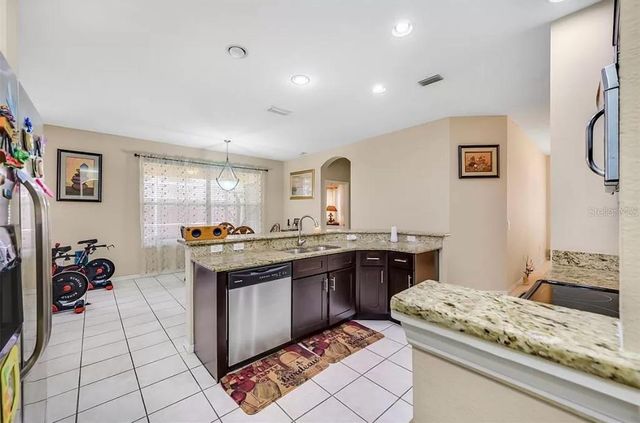 19151 DOVE CREEK DRIVE, Tampa, FL 33647