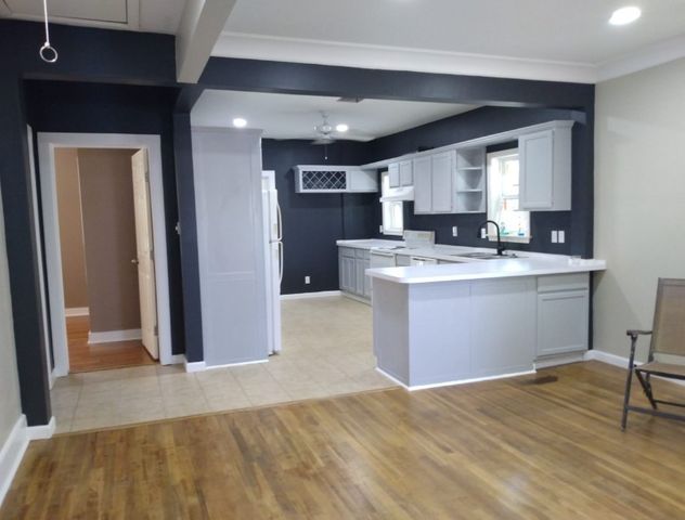 1726 Bagby Avenue, Waco, TX 76706