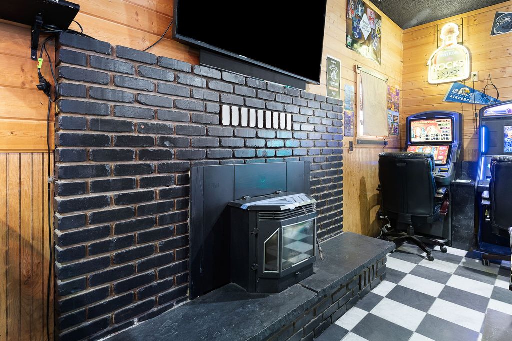 2420 Railroad Avenue, Victor, MT 59875 photo 20