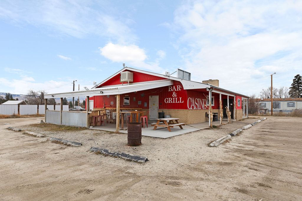 2420 Railroad Avenue, Victor, MT 59875 photo 4