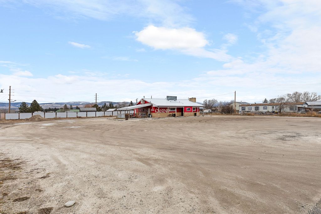 2420 Railroad Avenue, Victor, MT 59875 photo 5