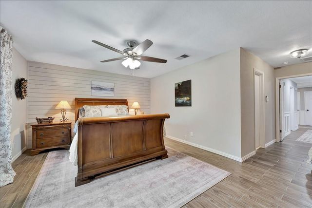 16203 Brookford Court, Houston, TX 77059