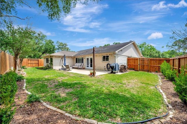 16203 Brookford Court, Houston, TX 77059