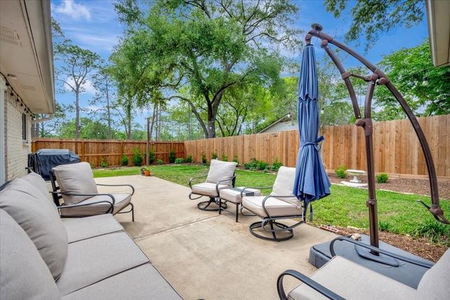 16203 Brookford Court, Houston, TX 77059