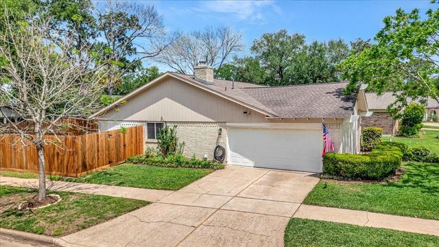 16203 Brookford Court, Houston, TX 77059
