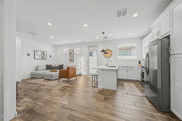 1505 W J WALTZ Way, Apache Junction, AZ 85120