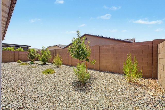 1505 W J WALTZ Way, Apache Junction, AZ 85120