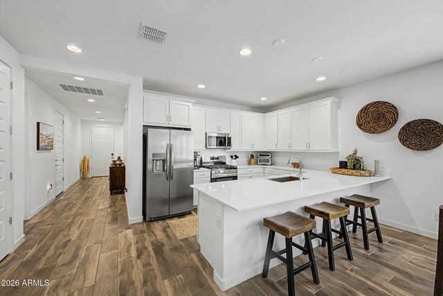 1505 W J WALTZ Way, Apache Junction, AZ 85120