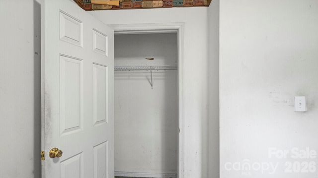 6224 Cottageville Lane, Charlotte, NC 28208