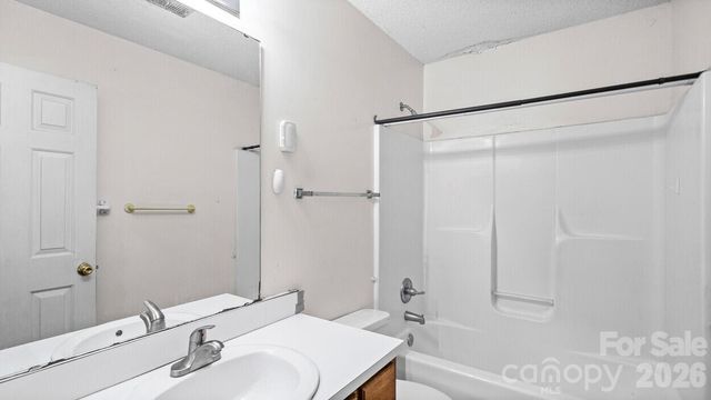 6224 Cottageville Lane, Charlotte, NC 28208