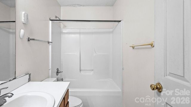 6224 Cottageville Lane, Charlotte, NC 28208