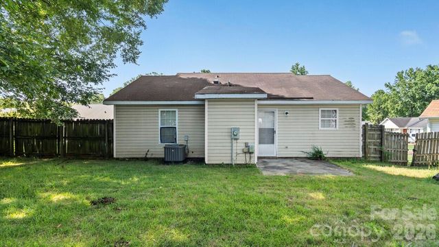 6224 Cottageville Lane, Charlotte, NC 28208