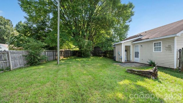 6224 Cottageville Lane, Charlotte, NC 28208