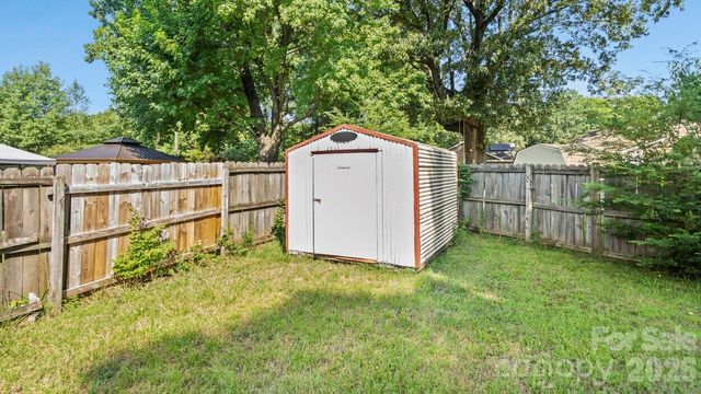 6224 Cottageville Lane, Charlotte, NC 28208