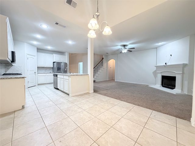 907 Bainbridge Lane, Garland, TX 75040