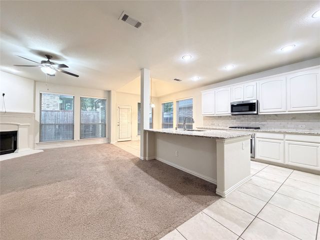 907 Bainbridge Lane, Garland, TX 75040