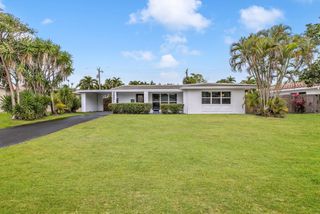 2921 NE 53rd Street, Lighthouse Point, FL 33064