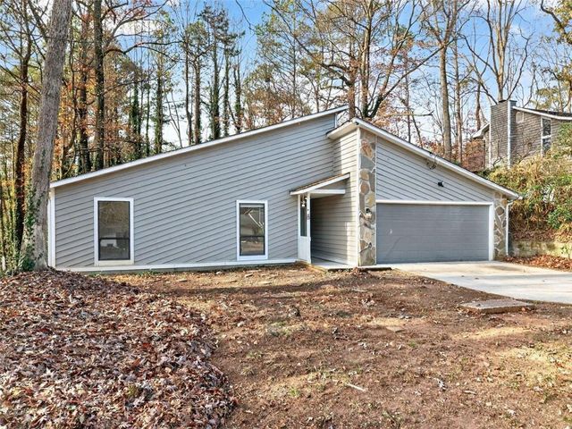 561 Pebble Creek Drive, Norcross, GA 30093