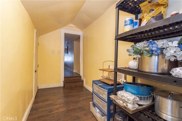 142 N Vendome Street, Los Angeles, CA 90026