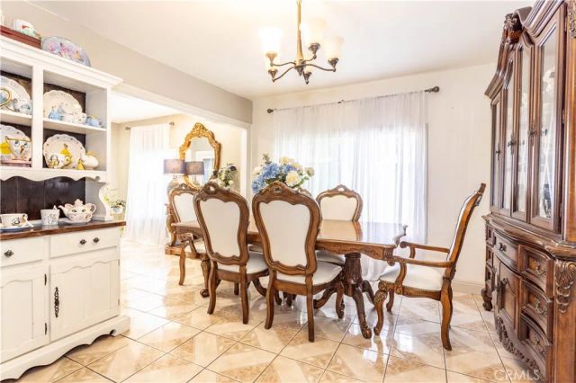 142 N Vendome Street, Los Angeles, CA 90026