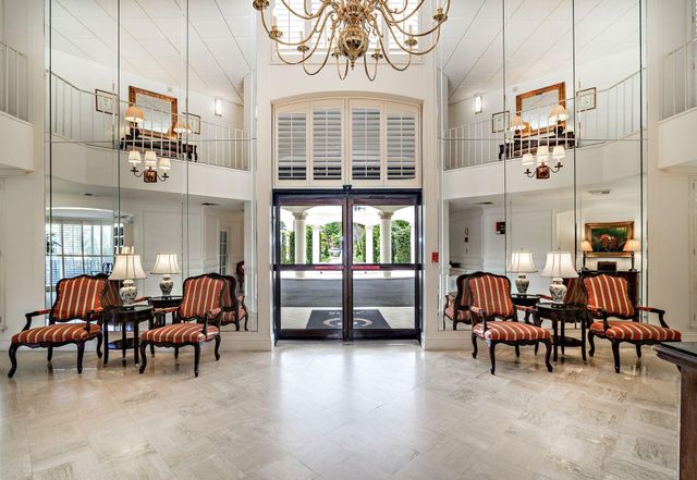 3800 Washington Road 208, West Palm Beach, FL 33405