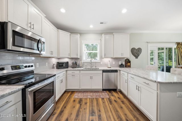 235 Topsail Watch Drive, Hampstead, NC 28443