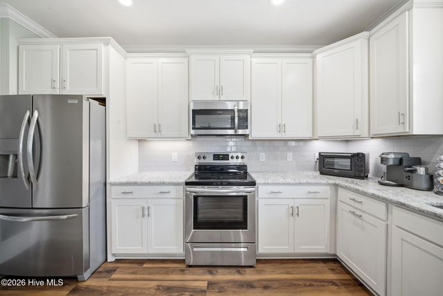 235 Topsail Watch Drive, Hampstead, NC 28443