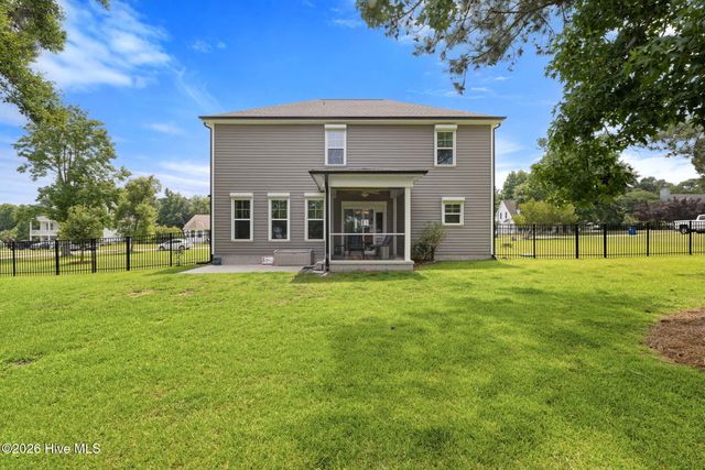 235 Topsail Watch Drive, Hampstead, NC 28443