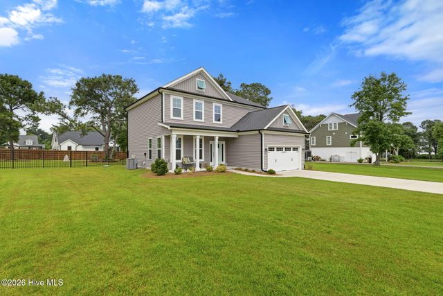 235 Topsail Watch Drive, Hampstead, NC 28443