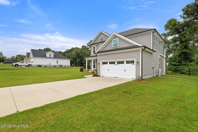 235 Topsail Watch Drive, Hampstead, NC 28443