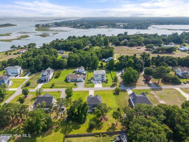 235 Topsail Watch Drive, Hampstead, NC 28443