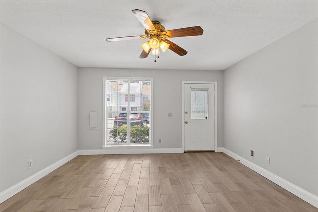 5709 DALDEN DRIVE, Tampa, FL 33617