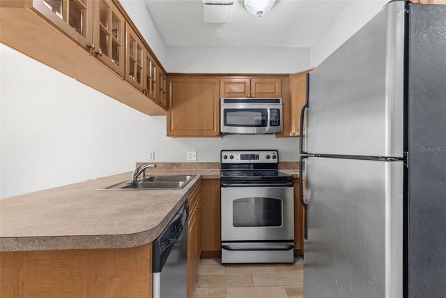 5709 DALDEN DRIVE, Tampa, FL 33617
