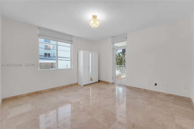 1 Century Ln 202, Miami Beach, FL 33139