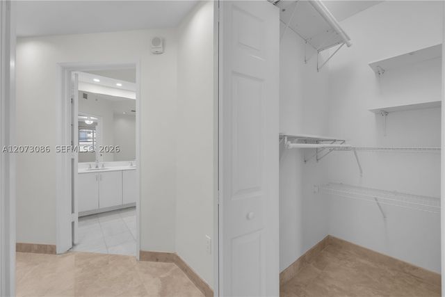 1 Century Ln 202, Miami Beach, FL 33139