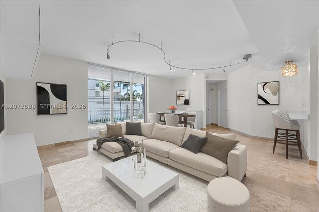 1 Century Ln 202, Miami Beach, FL 33139